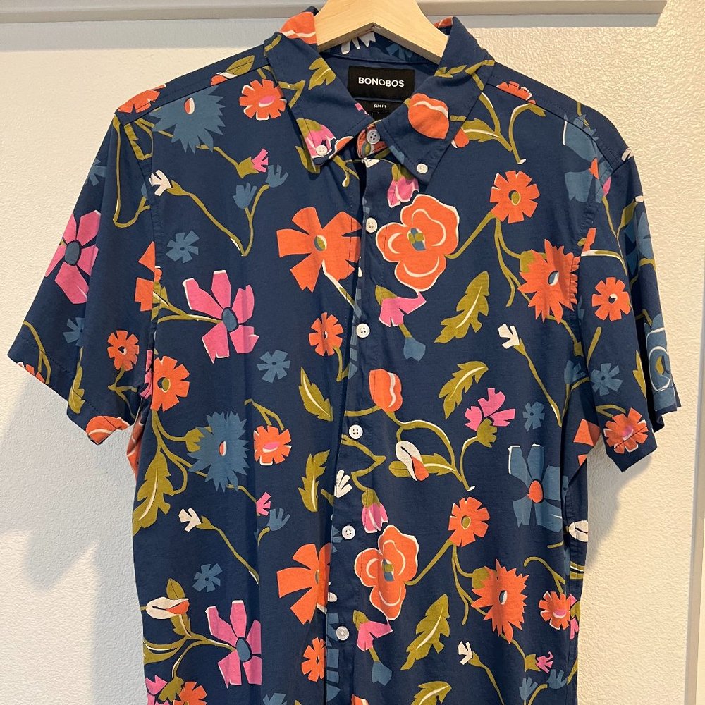 Bonobos - short sleeve button down - men's medium